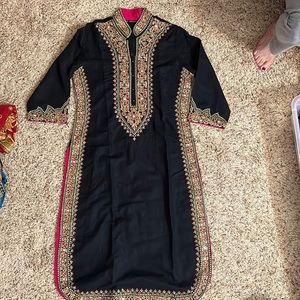 Black kurta top